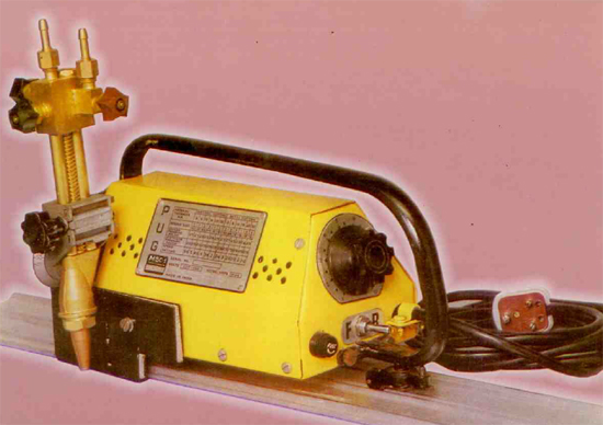 Oxyfuel Pug Cutting Machine With Track Cutting